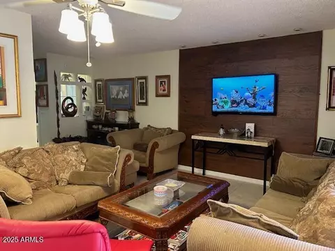 Living - 1402 E Wescott Dr, Phoenix, AZ 85024 photo 3 of 4