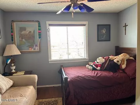 Bedroom - 1402 E Wescott Dr, Phoenix, AZ 85024 photo 2 of 4