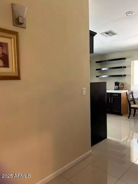 Entry Way - 1402 E Wescott Dr, Phoenix, AZ 85024 photo 4 of 5