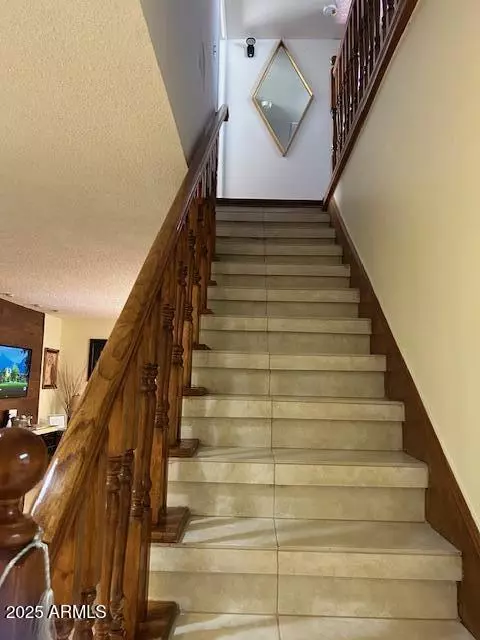 Entry Way - 1402 E Wescott Dr, Phoenix, AZ 85024 photo 5 of 5