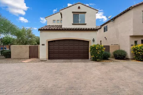 2004 E Heartwood Ln, Phoenix, AZ 85022