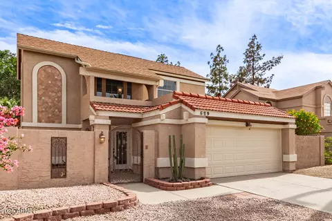529 E Taro Ln, Phoenix, AZ 85024