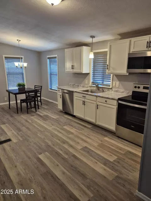 329 N 83rd Pl, Mesa, AZ 85207 photo 13