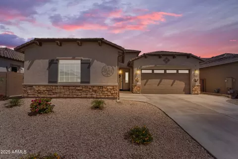 18916 W Laurel Ln, Surprise, AZ 85388
