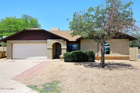 6504 W Cochise Dr, Glendale, AZ 85302