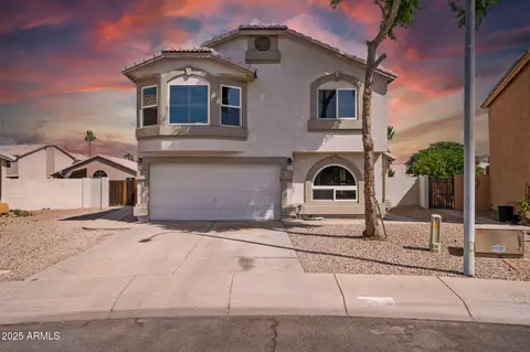 910 S Crossbow Ct, Chandler, AZ 85225