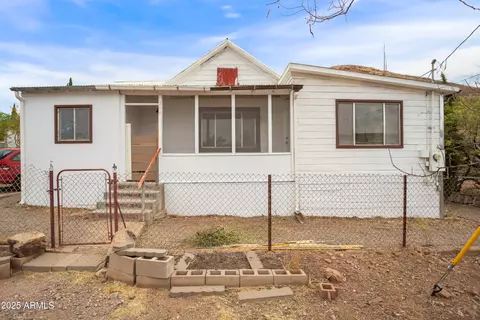 Exterior - 316 B St, Bisbee, AZ 85603 photo 9 of 11