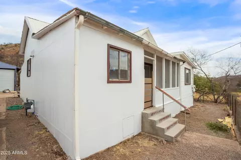 Exterior - 316 B St, Bisbee, AZ 85603 photo 8 of 11