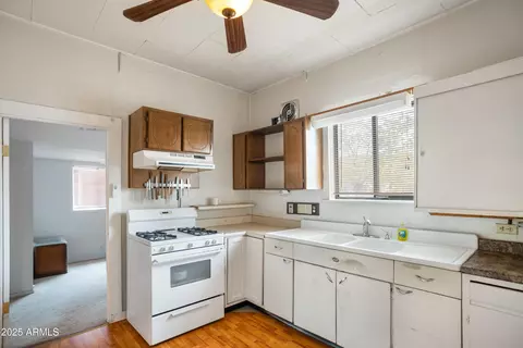 Kitchen - 316 B St, Bisbee, AZ 85603 photo 3 of 3
