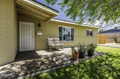 Exterior - 308 E La Jolla Dr, Tempe, AZ 85282 photo 1 of 6