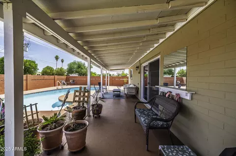 Exterior - 308 E La Jolla Dr, Tempe, AZ 85282 photo 2 of 6