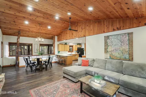 2729 Larson Loop, Forest Lakes, AZ 85931 photo 16
