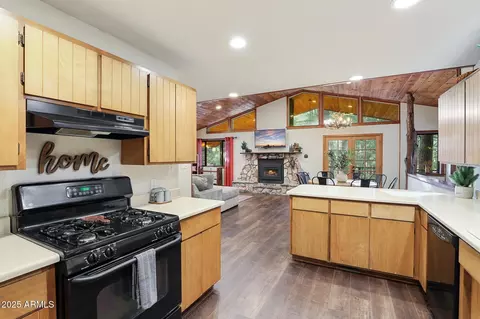 2729 Larson Loop, Forest Lakes, AZ 85931 photo 7