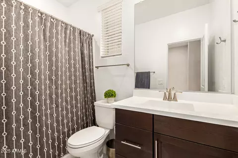 Bath - 9535 E Tupelo Ave, Mesa, AZ 85212 photo 3 of 3