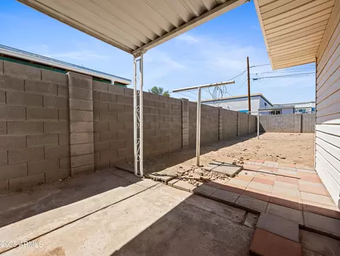 2834 E Michael Dr, Phoenix, AZ 85032 photo 24