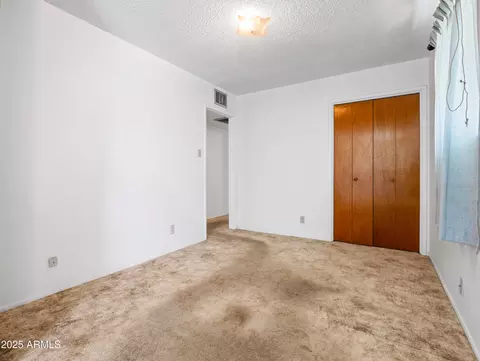 2834 E Michael Dr, Phoenix, AZ 85032 photo 7