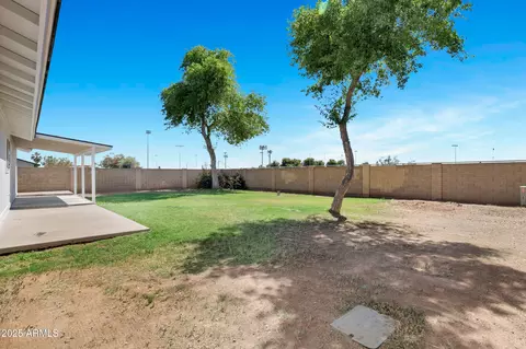 Exterior - 640 S 34th St, Mesa, AZ 85204 photo 7 of 7