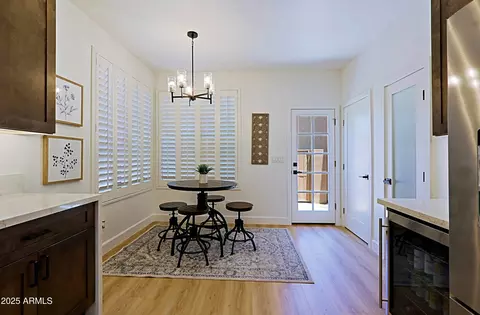 Dining - 4039 E Paradise Dr, Phoenix, AZ 85028 photo 4 of 4