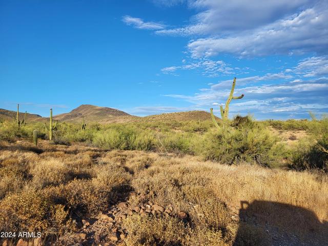 439 N Nn N 24th St #1, New River, AZ 85087