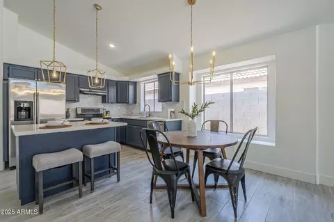 8370 W Audrey Ln, Peoria, AZ 85382