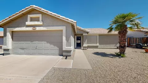 884 W 15th Ave, Apache Junction, AZ 85120