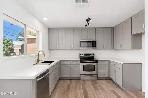 3822 W Flower St, Phoenix, AZ 85019 photo 10