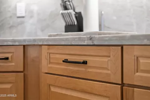 Kitchen - 2243 E Cortez Dr, Gilbert, AZ 85234 photo 9 of 10