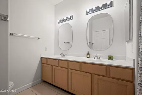 Bath - 2243 E Cortez Dr, Gilbert, AZ 85234 photo 5 of 6