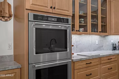 Kitchen - 2243 E Cortez Dr, Gilbert, AZ 85234 photo 10 of 10