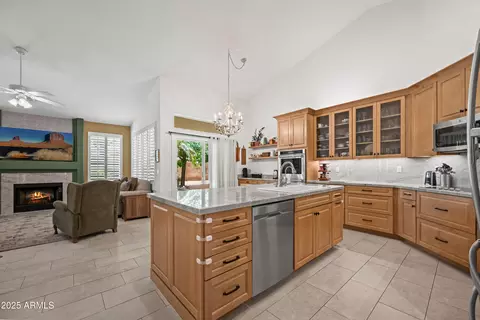 Kitchen - 2243 E Cortez Dr, Gilbert, AZ 85234 photo 2 of 10