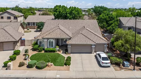 View/Area - 2243 E Cortez Dr, Gilbert, AZ 85234 photo 4 of 7
