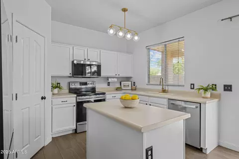 2661 E Los Alamos Ct, Gilbert, AZ 85295 photo 3