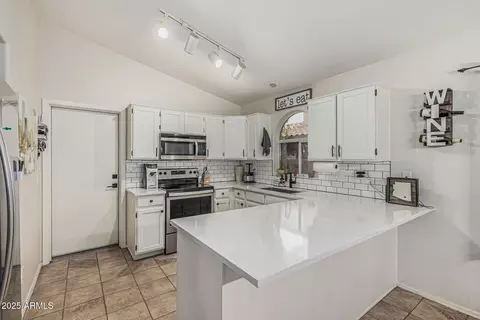 3856 Encinas Ave, Gilbert, AZ 85234 photo 13