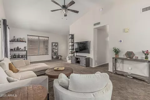 3856 Encinas Ave, Gilbert, AZ 85234 photo 8