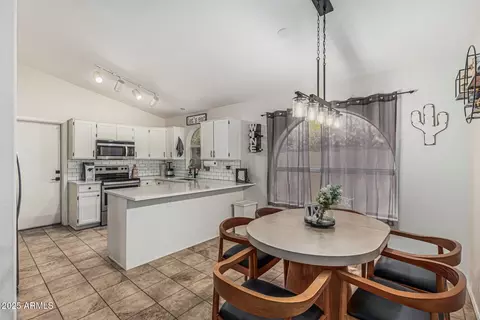 3856 Encinas Ave, Gilbert, AZ 85234 photo 12