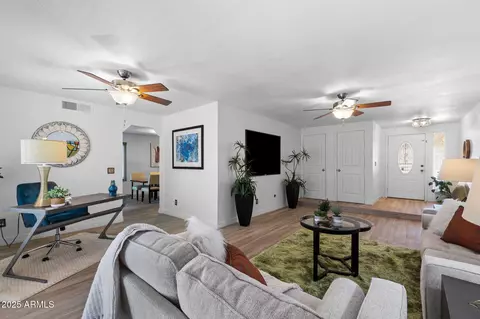2804 N Nebraska St, Chandler, AZ 85225