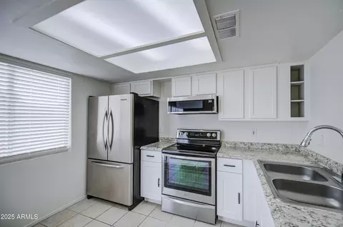 2846 N 46th Ave #7, Phoenix, AZ 85035