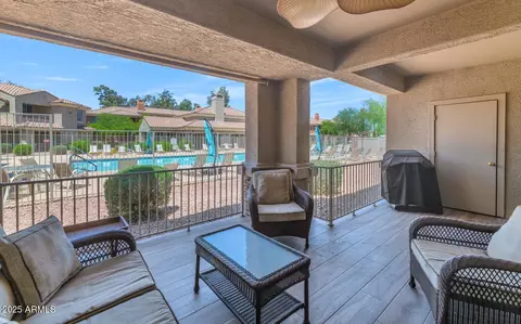 955 E Knox Rd #137, Chandler, AZ 85225