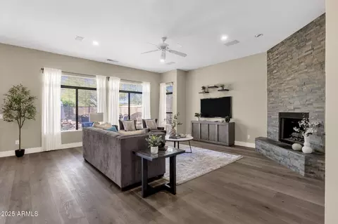Living - 4338 E Hamblin Dr, Phoenix, AZ 85050 photo 1 of 3