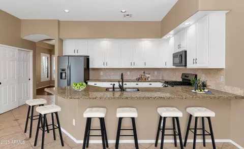 Kitchen - 4239 W Reddie Loop, Phoenix, AZ 85083 photo 1 of 2