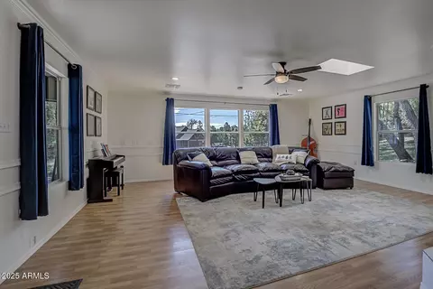 Living - 3440 N Meadow Dr, Pine, AZ 85544 photo 2 of 3