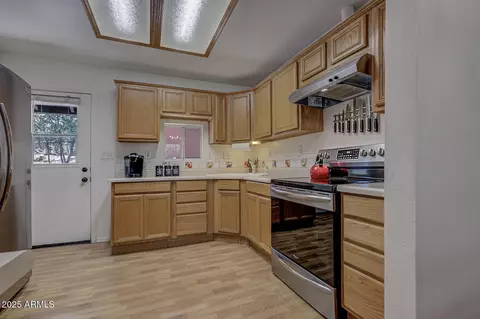 Kitchen - 3440 N Meadow Dr, Pine, AZ 85544 photo 2 of 2