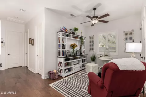 Entry Way - 2879 E Austin Dr, Gilbert, AZ 85296 photo 5 of 7