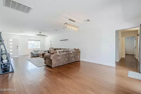 Entry Way - 4402 E Montecito Ave, Phoenix, AZ 85018 photo 1 of 1