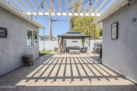 Exterior - 4402 E Montecito Ave, Phoenix, AZ 85018 photo 2 of 11