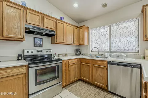 14340 S Diablo Rd, Arizona City, AZ 85123