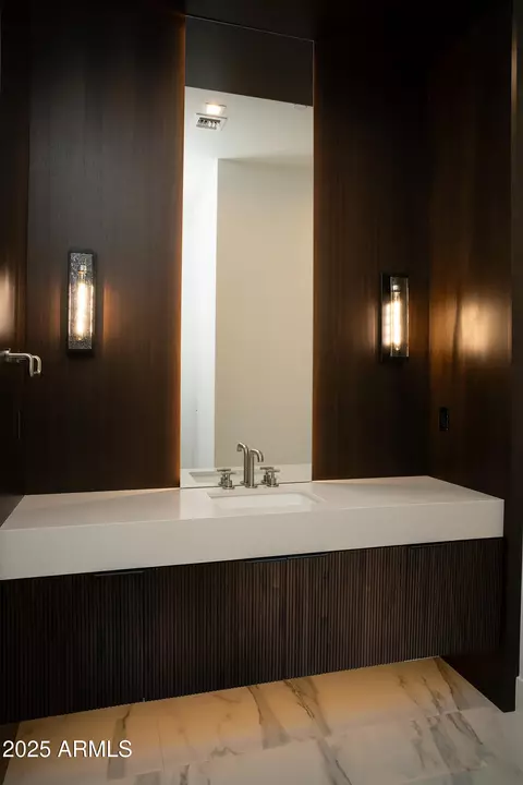 Bath - 9750 E Troon North Dr, Scottsdale, AZ 85262 photo 1 of 7