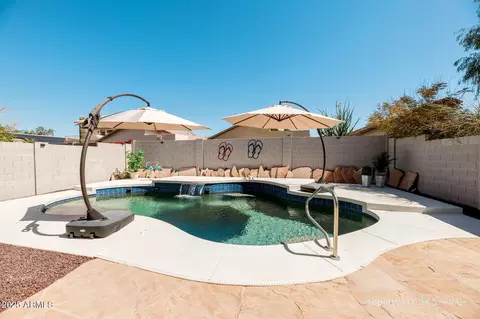 4712 E Lone Cactus Dr, Phoenix, AZ 85050