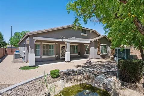 Exterior - 2957 E Melrose St, Gilbert, AZ 85297 photo 4 of 7