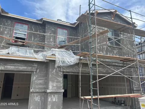 5840 E Covey Ln, Phoenix, AZ 85054